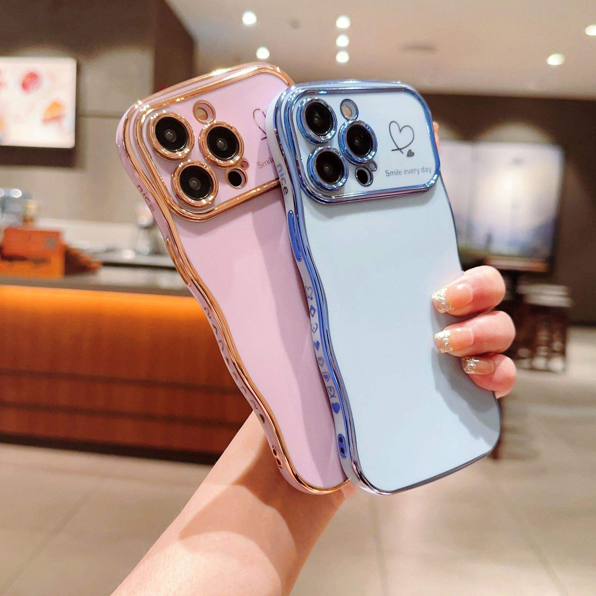 Shiny Heart Electroplated Protective Case for iPhone